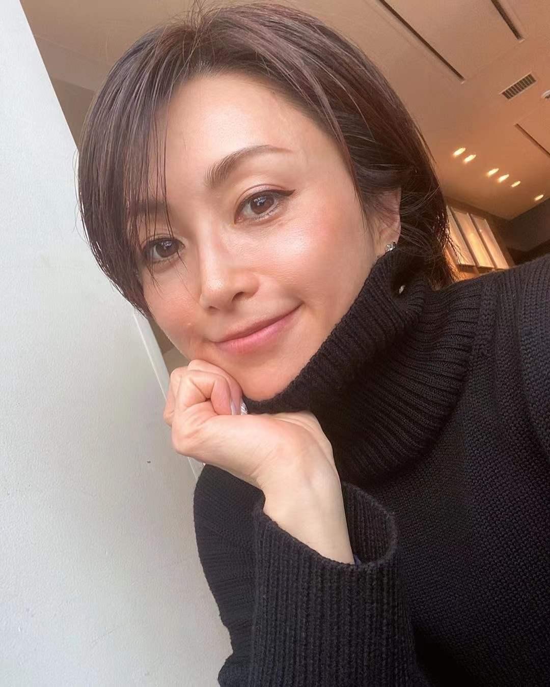 酒井法子，最新写真尽显魅力风采